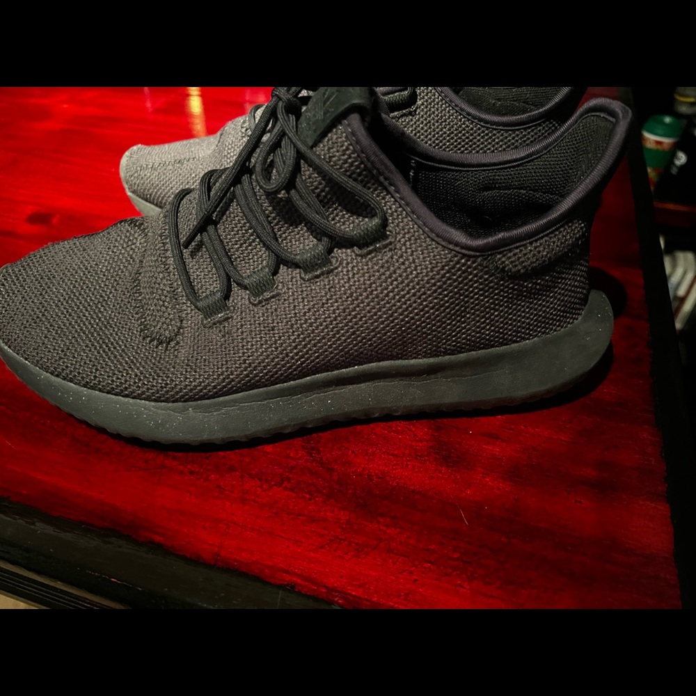 Adidas tubular shadow finish line limited edition mens 9.5 women’s 11